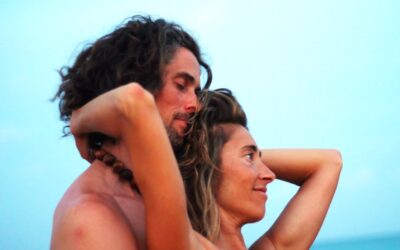 Kuscheln oder Sex – Was hält die Liebe lebendig?